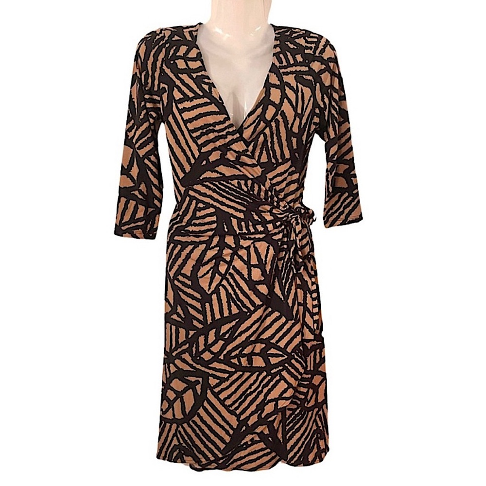 London Times Leaf Pattern Wrap Dress